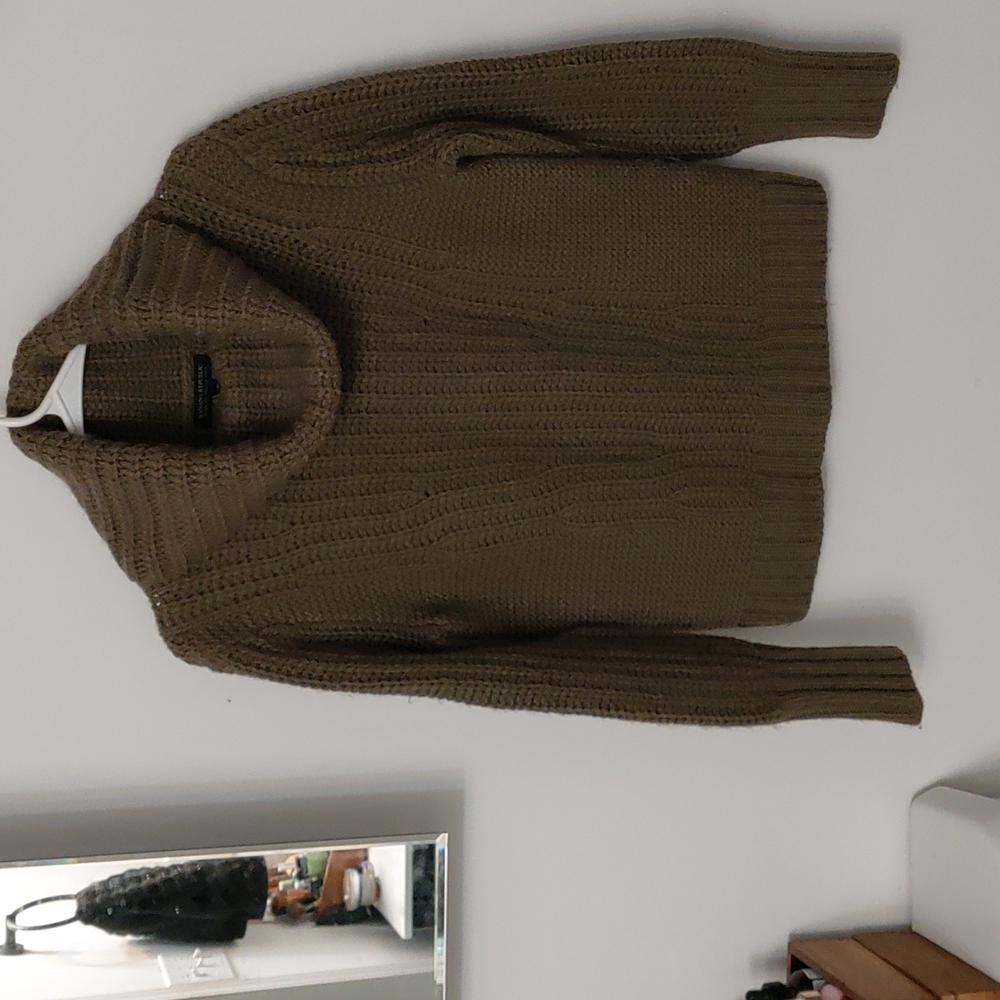 Banana Republic Italian wool sweater